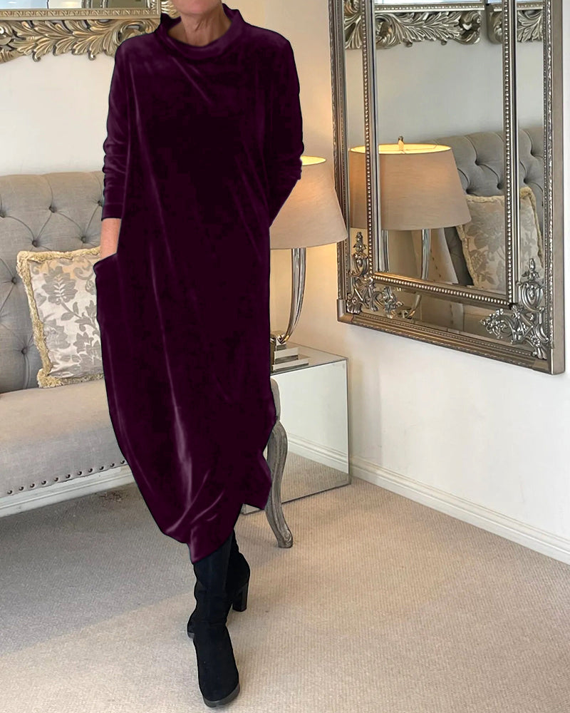 Cozy Velvet Dress Featuring Convenient Pockets