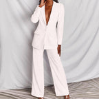 Hayley - Stylish Women's Blazer and Trousers Ensemble