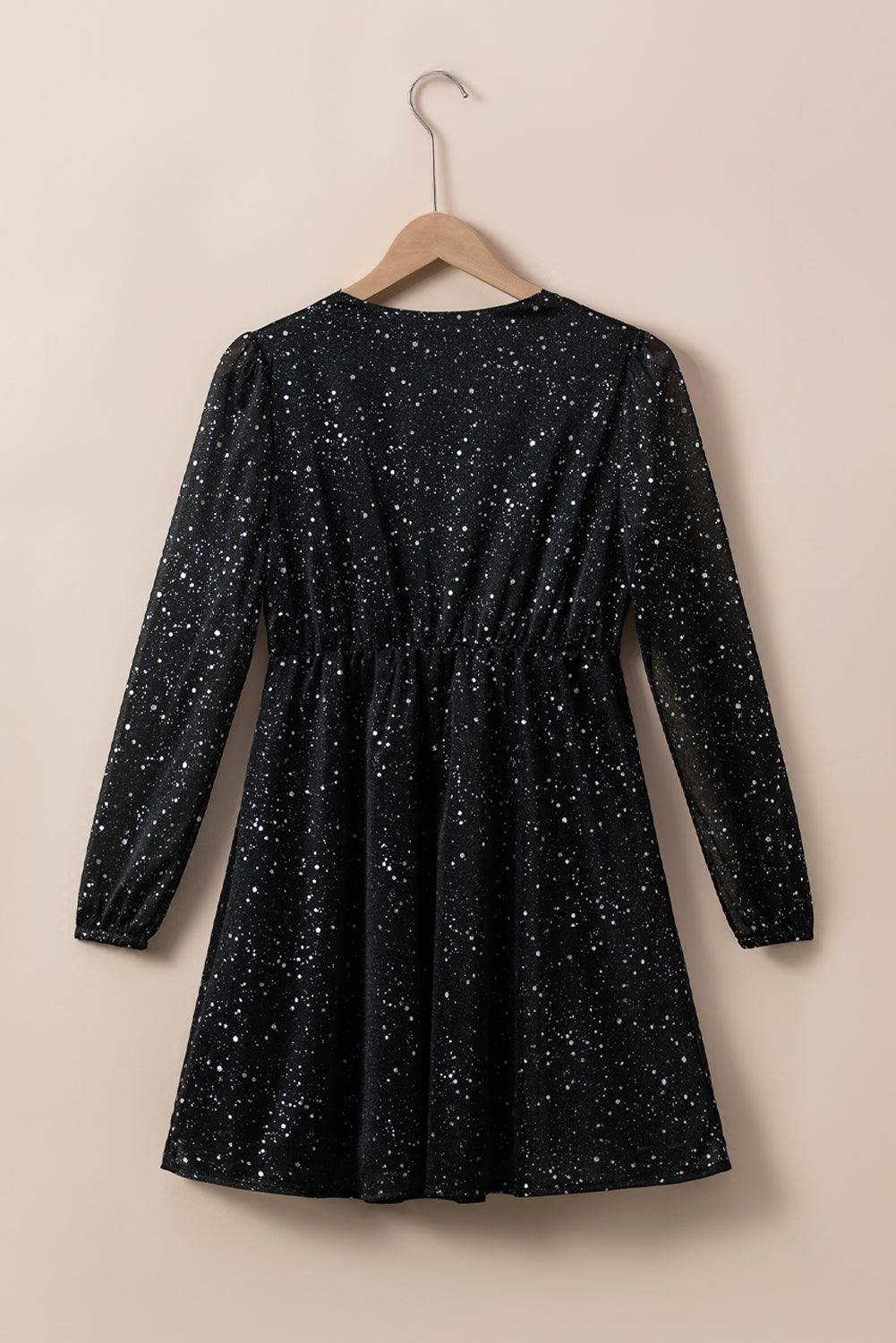 Chic Black Glitter Dress Featuring a Sophisticated Mesh Overlay
