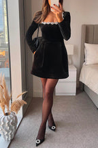 Emilia - Sophisticated Velvet Dress Featuring a Square Neckline