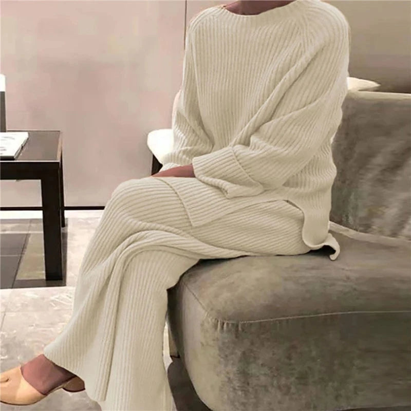 Kim - Luxurious Soft Set from the Chic Comfort Collection