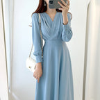Chic A-Line Dress with V-Neck and Puff Sleeves