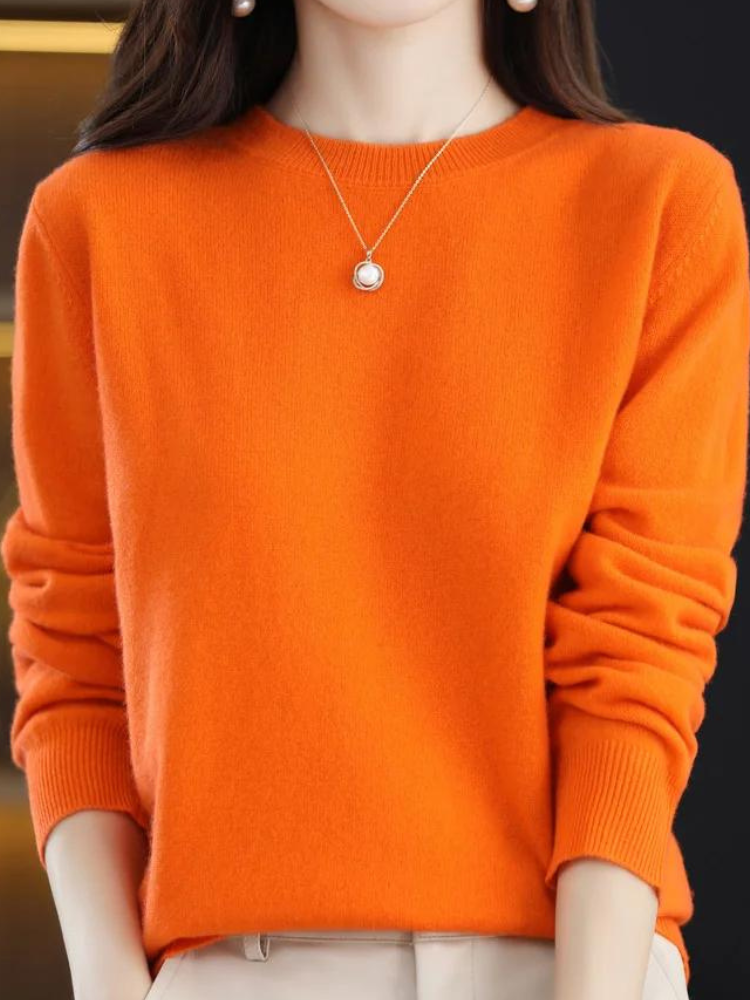Cozy Long-Sleeve Wool Sweater for Ultimate Warmth