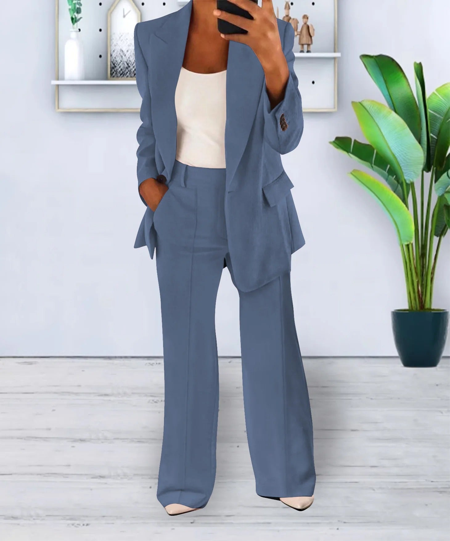 Women's Relaxed-Fit Suit